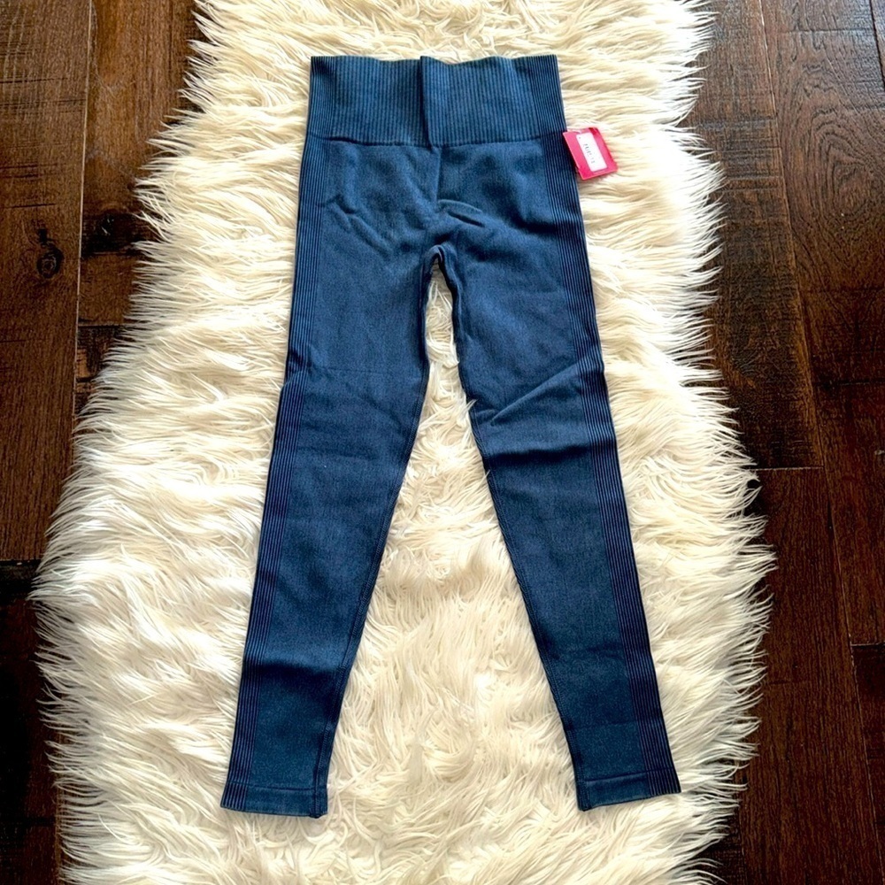 BNWT Spanx Soft Stretch Seamless Leggings